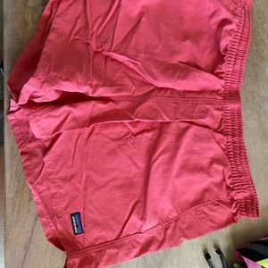 Patagonia Womens Baggies. Size Large. Salmon color